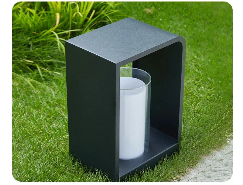 Solar LED Landscape Fence & Lawn Light